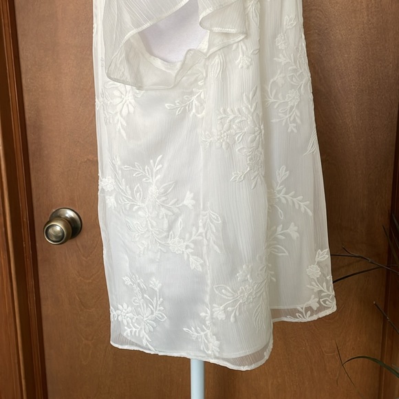 Romantic Peasant Blouse by CeCe - Picture 16 of 16